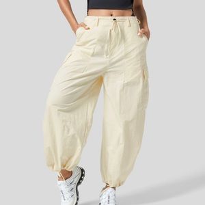 NWT Halara Drawstring Button Zipper Multiple Pockets Casual Cargo Joggers